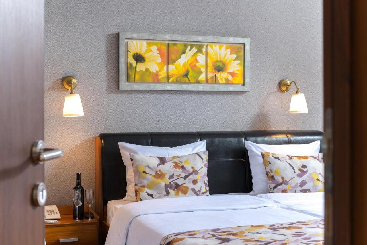 Hotel Iris Zlatibor Luaran gambar