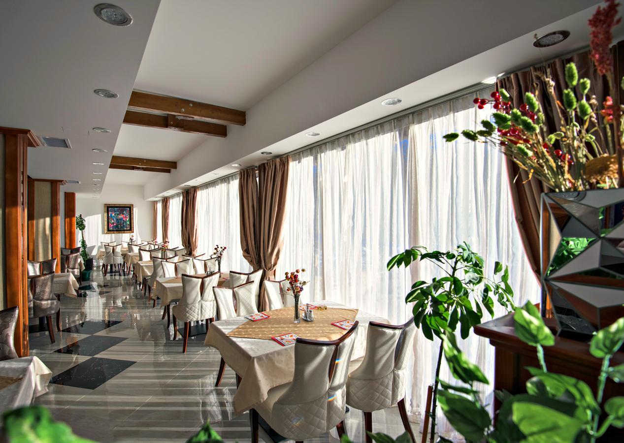 Hotel Iris Zlatibor Luaran gambar