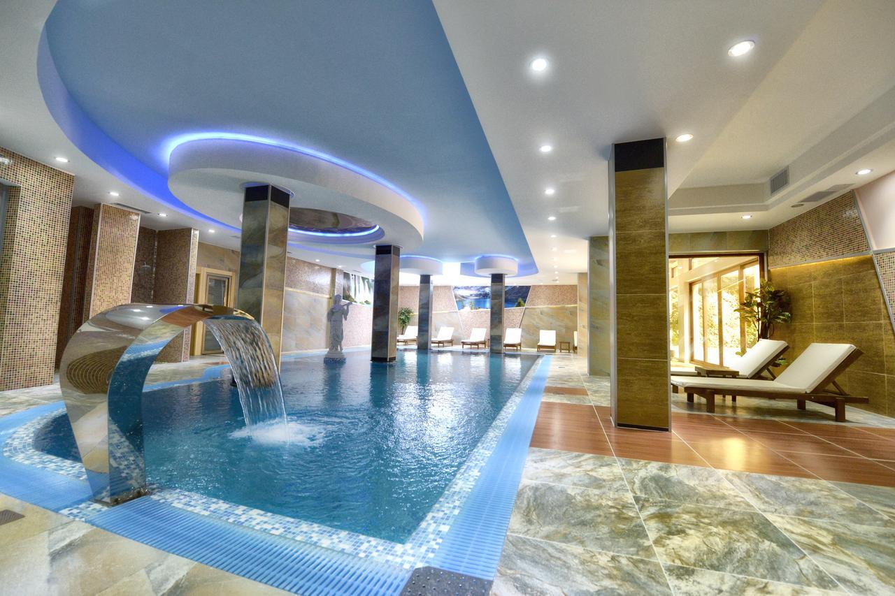 Hotel Iris Zlatibor Luaran gambar